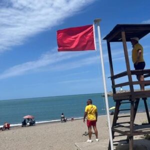 trabzonda denize giris yasaklandi KPYxjkpQ