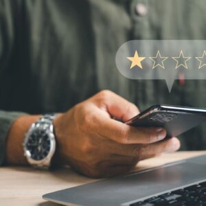 tuketici sikayetlerini parayla alip satti milyon dolarlik sirket kurdu UcU1hl3O