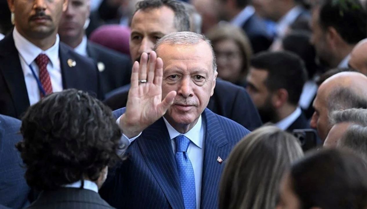 cumhurbaskanierdogan bm 80 genel kuruluna katilmak uzere abdye geldi g9gTR5Jl