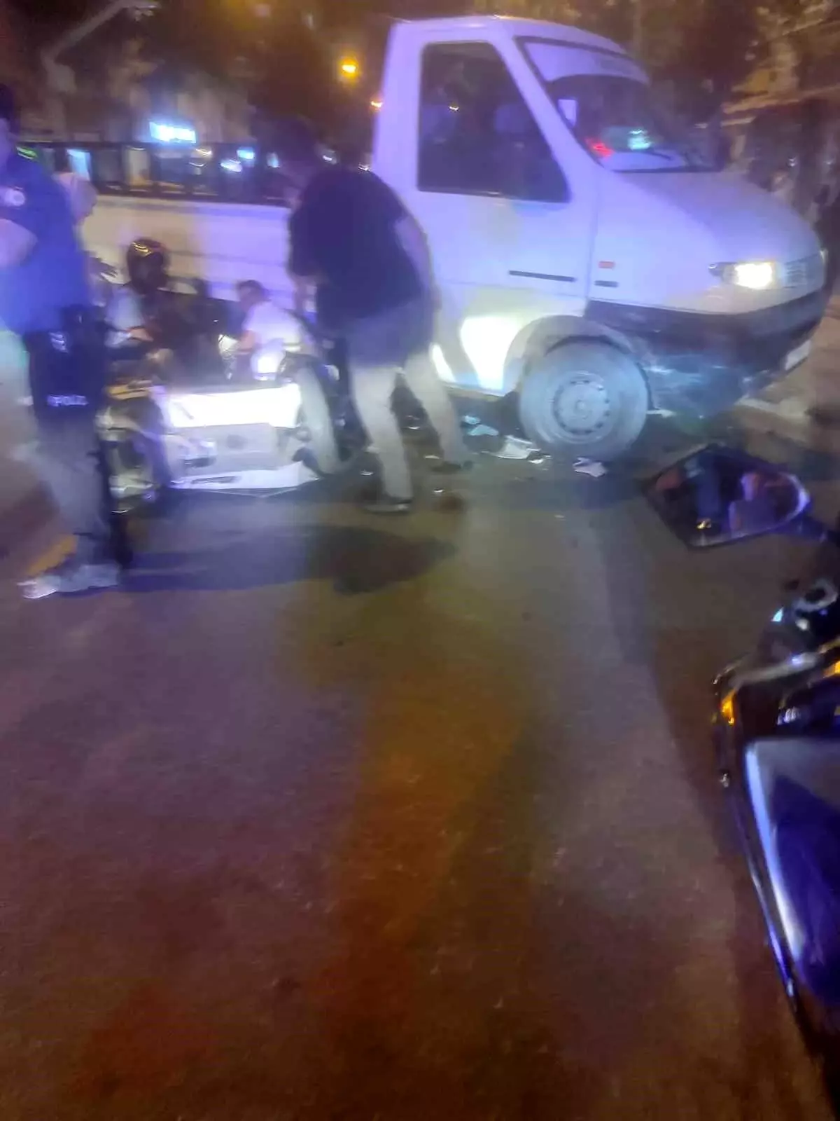 denizlide trafik kazasi motosiklet surucusu agir yaralandi sxQeVY72