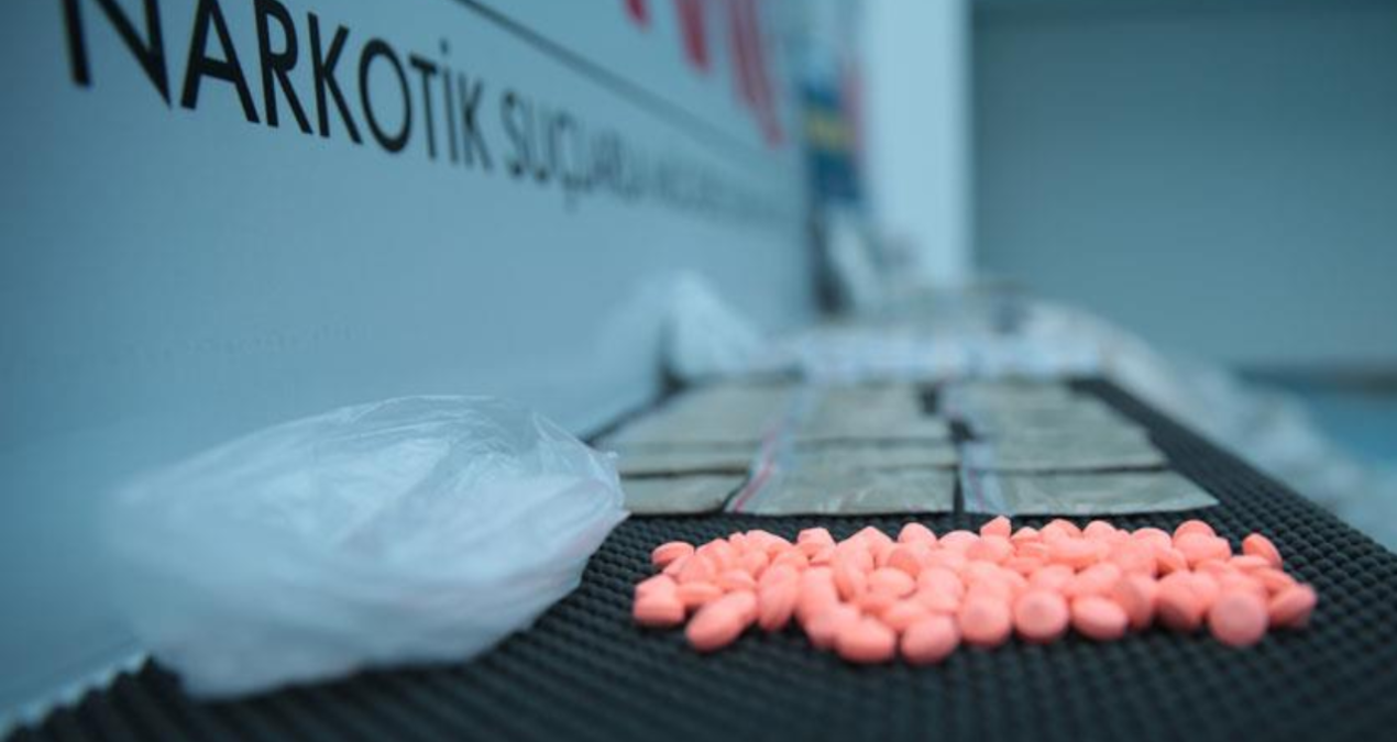 tekirdagda evinde sentetik uyusturucu yakalanan zanli tutuklandi ULNIOeBW