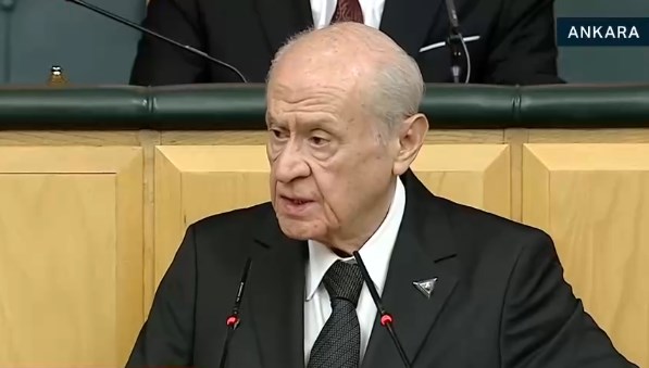 bahceli cami bizimse cemevi de bizimdir Dy1PZ1Lm.jpg
