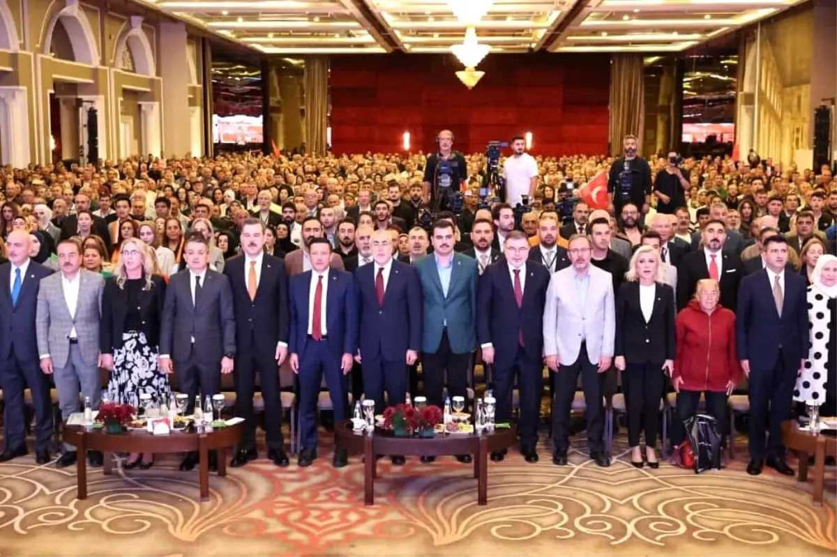 bakan isikhan izmir cop daglariyla inleniyor bRSSv2Sw