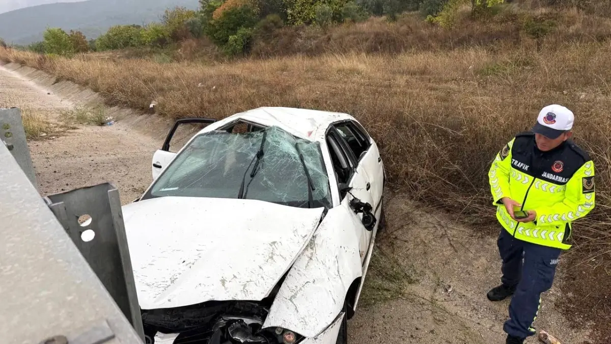 bursada trafik kazasi 4 yarali sn3ymq4J