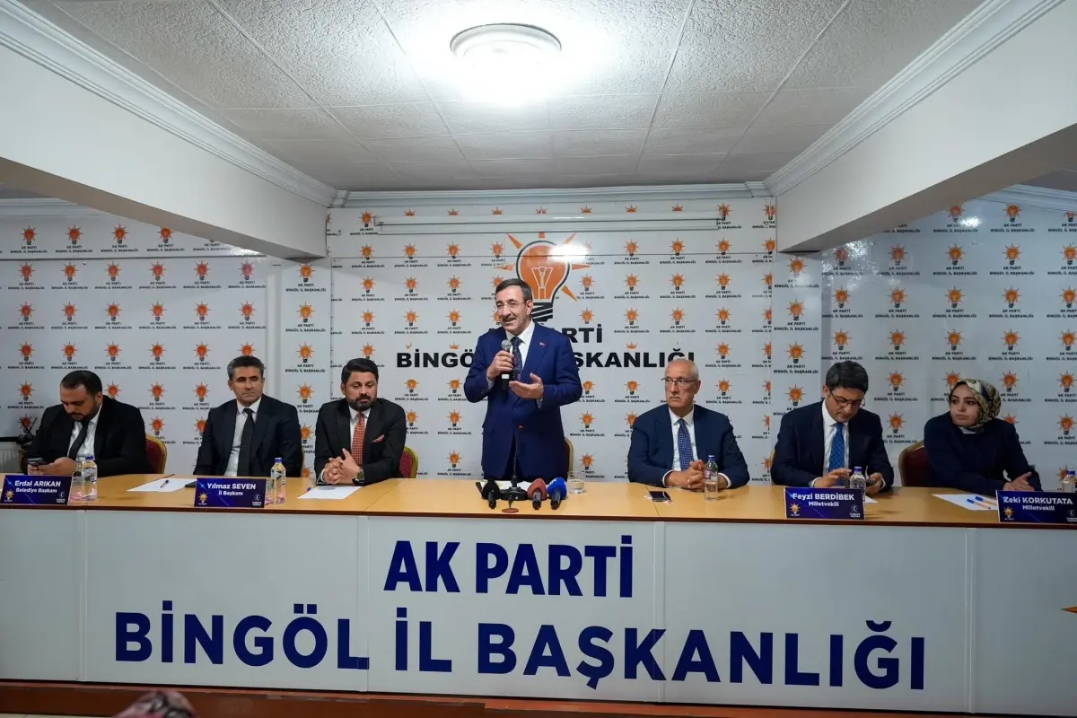 cumhurbaskani yardimcisi yilmaz yil sonunda 450 bin konut teslim edecegiz VND2OLuO