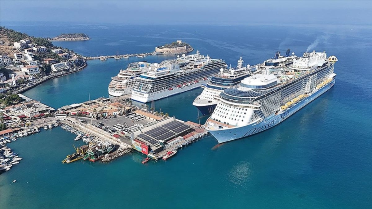 turkiyenin turizm geliri yuzde 39 artti PDGZhEDu.jpg