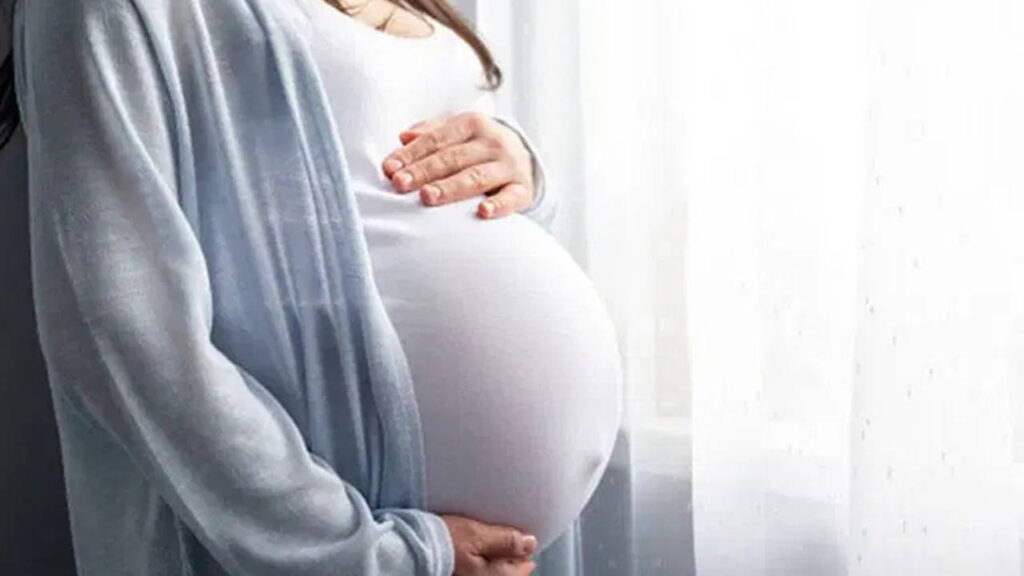 uzmani-uyardi-gebelikte-hangi-gidalar-riskli-yuaq8izS