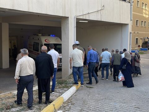 Akrabalarinin yanina tatil icin giden 2 kiz kardes feci sekilde can verdi QYkQV2Mn