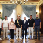 Antalya da baspehlivan erkan tas tan vali sahin e ziyaret 1784713020 410 small